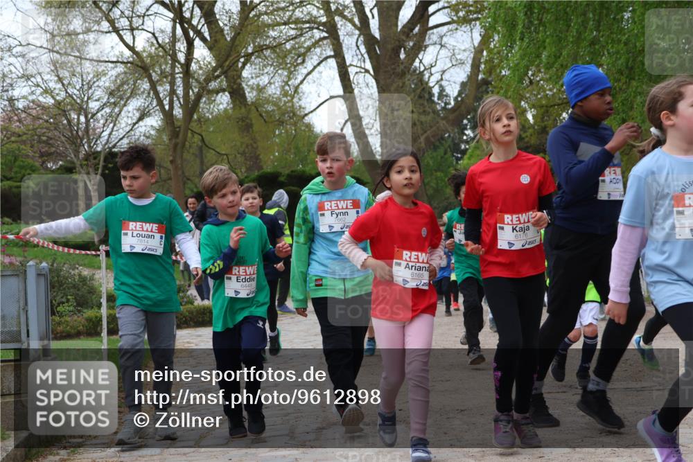 25.04.2026 - Das Zehntel Zöllner http://msf.ph/oto/9612898 25.04.2026 09:46:48 Laufen 7814, 6448, 7662, 6165, 6176 meine-sportfotos.de