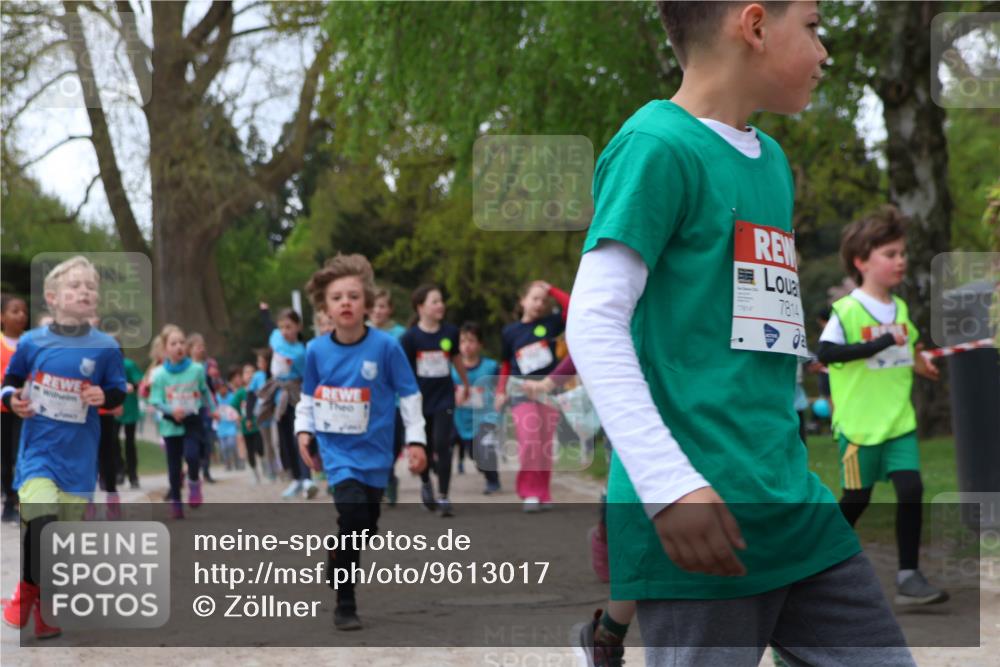 25.04.2026 - Das Zehntel Zöllner http://msf.ph/oto/9613017 25.04.2026 09:46:53 Laufen 7814 meine-sportfotos.de