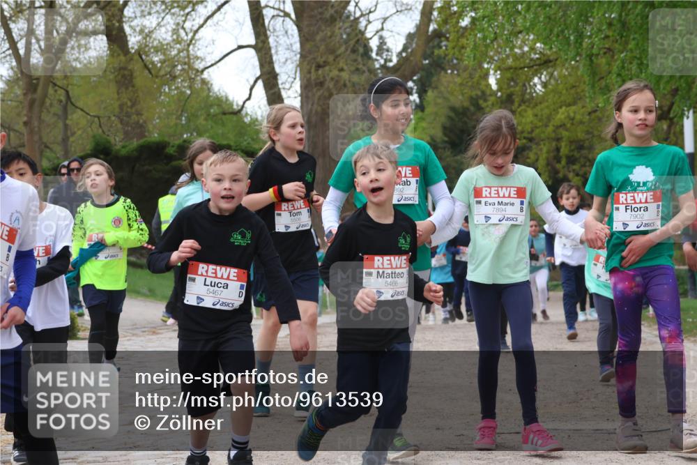 25.04.2026 - Das Zehntel Zöllner http://msf.ph/oto/9613539 25.04.2026 09:47:13 Laufen 5467, 5506, 892, 5466, 7894, 7902 meine-sportfotos.de