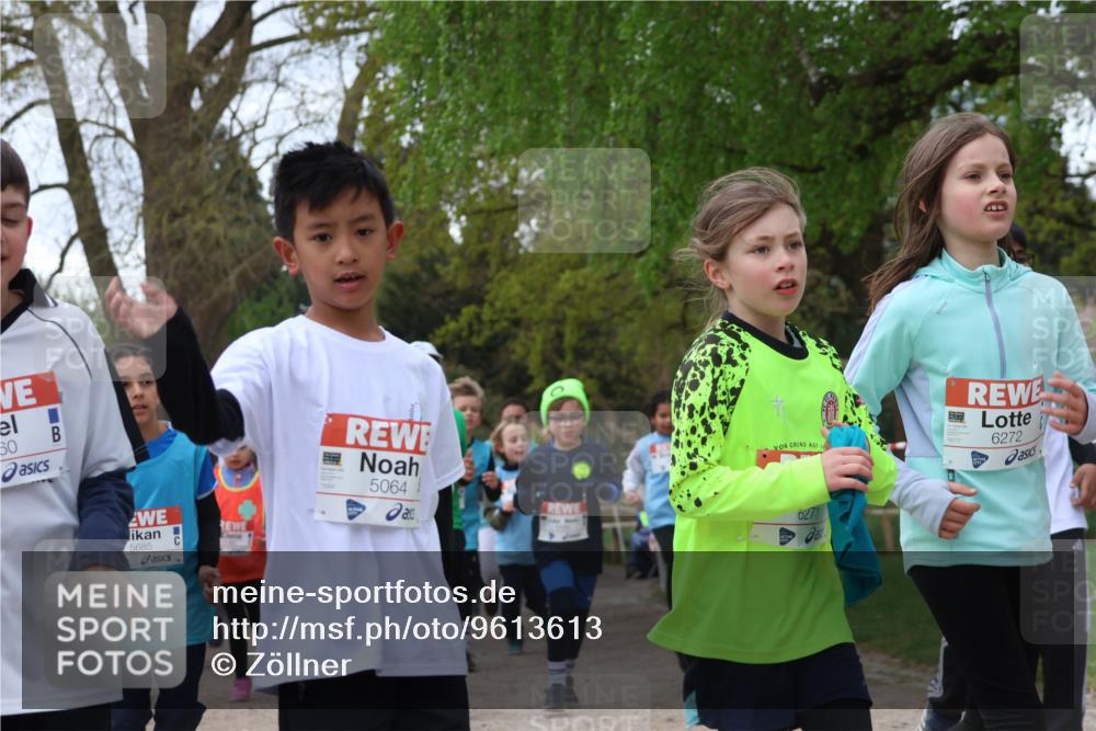 25.04.2026 - Das Zehntel Zöllner http://msf.ph/oto/9613613 25.04.2026 09:47:16 Laufen 50, 5685, 5064, 6272, 6271 meine-sportfotos.de