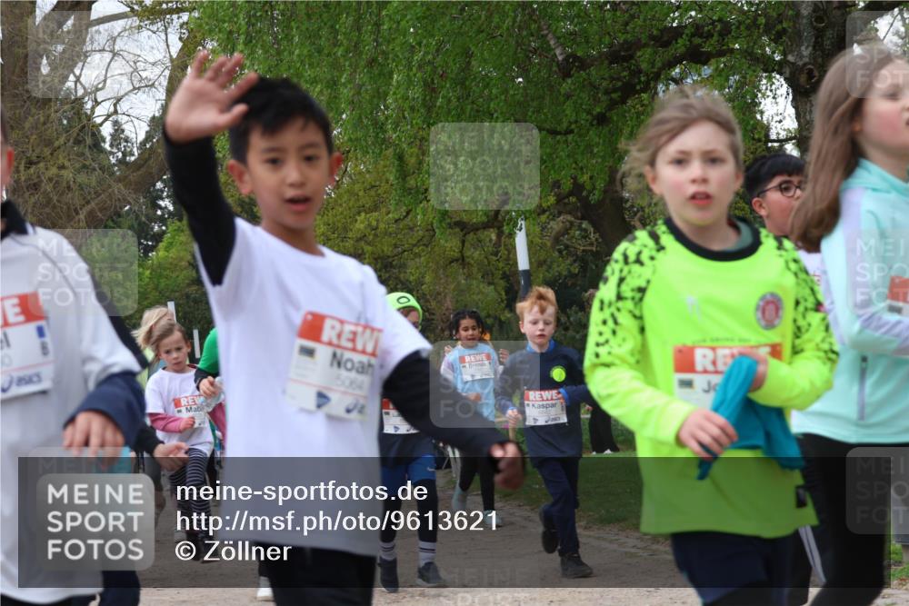 25.04.2026 - Das Zehntel Zöllner http://msf.ph/oto/9613621 25.04.2026 09:47:16 Laufen 5064 meine-sportfotos.de