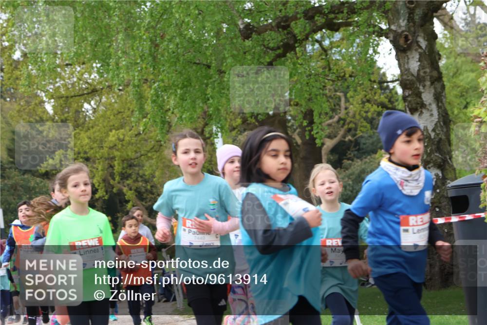 25.04.2026 - Das Zehntel Zöllner http://msf.ph/oto/9613914 25.04.2026 09:47:27 Laufen 7064, 7449 meine-sportfotos.de