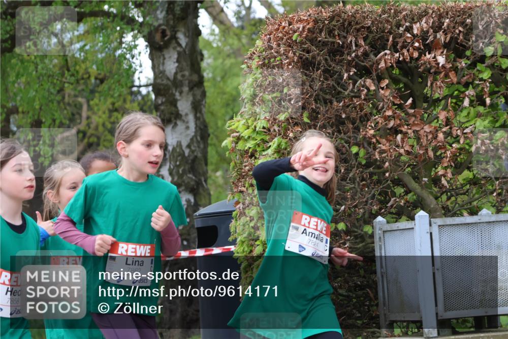 25.04.2026 - Das Zehntel Zöllner http://msf.ph/oto/9614171 25.04.2026 09:47:34 Laufen 7858, 785, 7862, 7824 meine-sportfotos.de