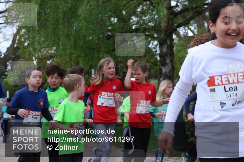 25.04.2026 - Das Zehntel Zöllner http://msf.ph/oto/9614297 25.04.2026 09:47:39 Laufen 5345, 526, 527, 6172, 6170, 5174 meine-sportfotos.de