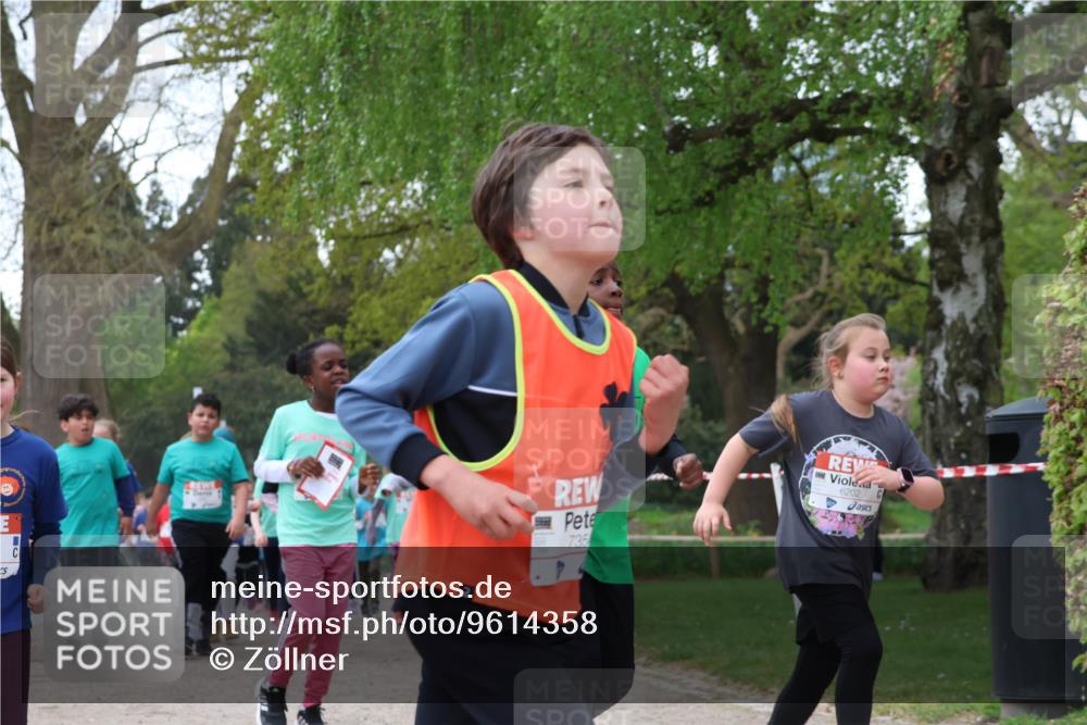 25.04.2026 - Das Zehntel Zöllner http://msf.ph/oto/9614358 25.04.2026 09:47:42 Laufen 735, 6202 meine-sportfotos.de