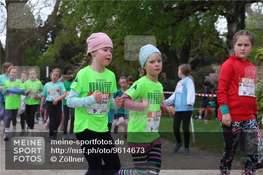 25.04.2026 - Das Zehntel Zöllner http://msf.ph/oto/9614673 25.04.2026 09:47:57 Laufen 7018, 7031, 6115 meine-sportfotos.de