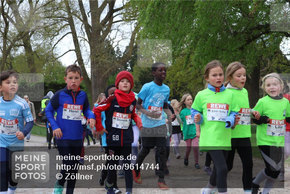 25.04.2026 - Das Zehntel Zöllner http://msf.ph/oto/9614744 25.04.2026 09:48:00 Laufen 7992, 7995, 7991, 5214, 5224, 5225 meine-sportfotos.de