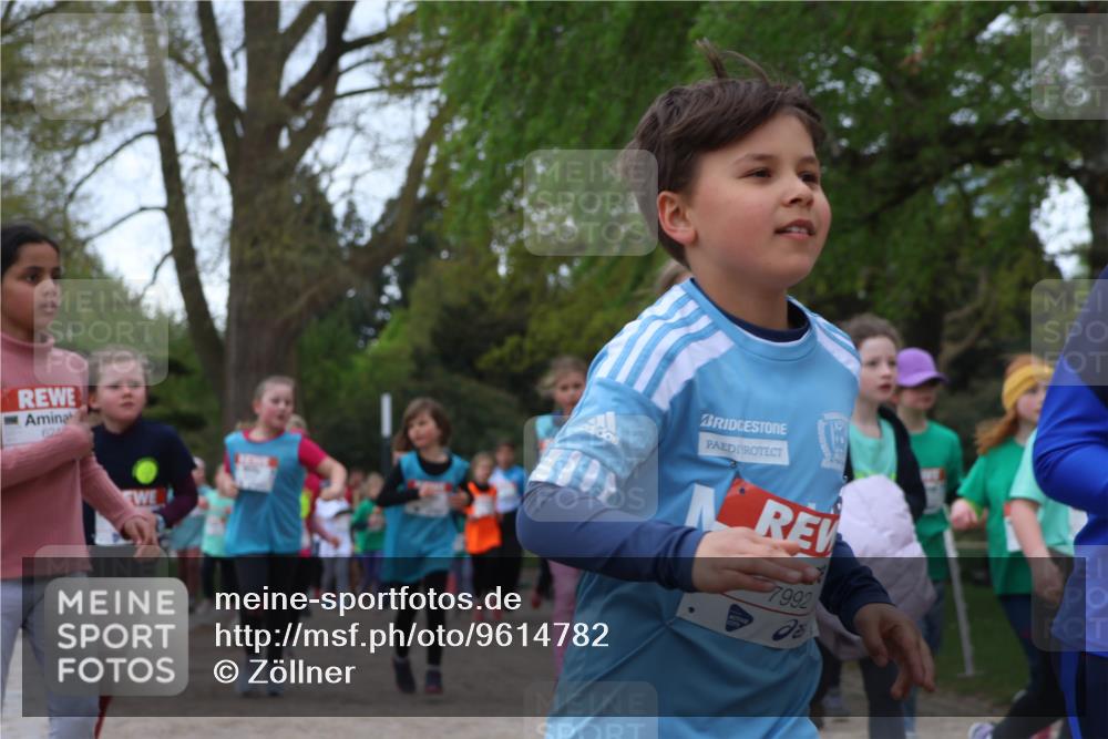 25.04.2026 - Das Zehntel Zöllner http://msf.ph/oto/9614782 25.04.2026 09:48:02 Laufen 624, 7992, 2 meine-sportfotos.de