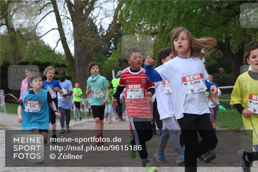 25.04.2026 - Das Zehntel Zöllner http://msf.ph/oto/9615186 25.04.2026 09:48:16 Laufen 5647, 5052, 5043 meine-sportfotos.de