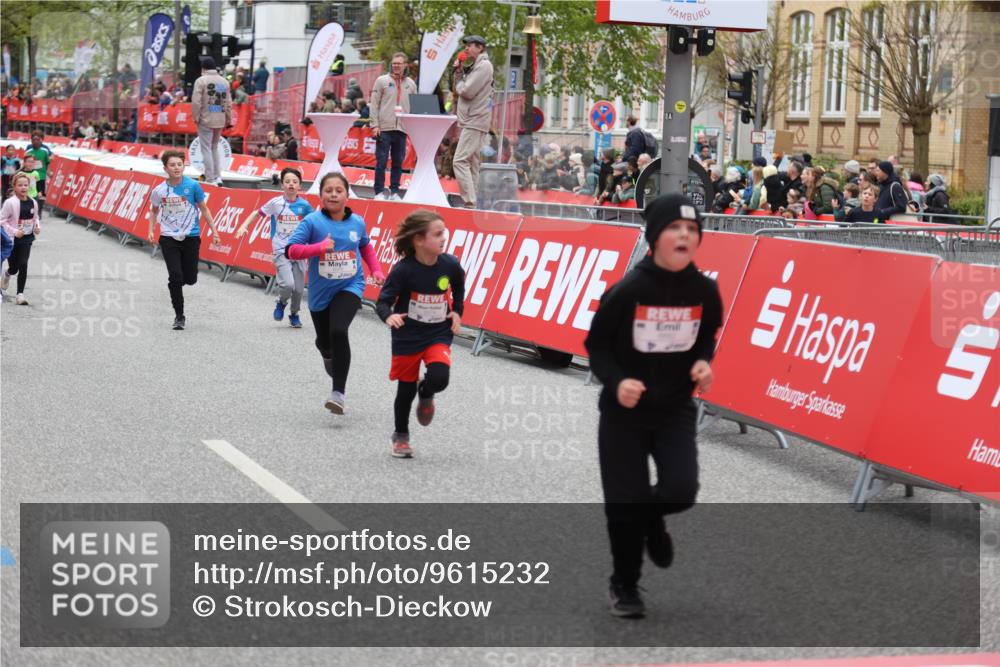 25.04.2026 - Das Zehntel Strokosch-Dieckow http://msf.ph/oto/9615232 25.04.2026 10:59:00 Ziel 5032, 5168, 5206, 5377, 5608, 5616, 5643, 5810, 6348, 6378, 6574, 6609, 6662, 6678, 6837, 6848, 6892, 6893, 6897, 7680, 7915 meine-sportfotos.de