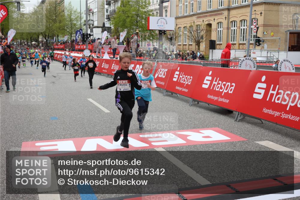 25.04.2026 - Das Zehntel Strokosch-Dieckow http://msf.ph/oto/9615342 25.04.2026 10:58:57 Ziel 5032, 5168, 5206, 5377, 5476, 5608, 5616, 5643, 5810, 6331, 6378, 6408, 6603, 6848, 6892, 6893, 6897, 7915, 7931, 7945, 8070 meine-sportfotos.de