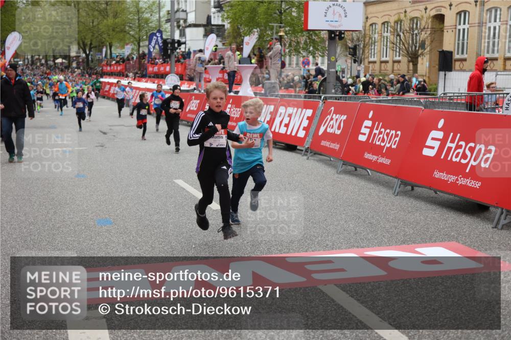 25.04.2026 - Das Zehntel Strokosch-Dieckow http://msf.ph/oto/9615371 25.04.2026 10:58:57 Ziel 5032, 5168, 5206, 5377, 5476, 5608, 5616, 5643, 5810, 6331, 6378, 6408, 6603, 6848, 6892, 6893, 6897, 7915, 7931, 7945, 8070 meine-sportfotos.de