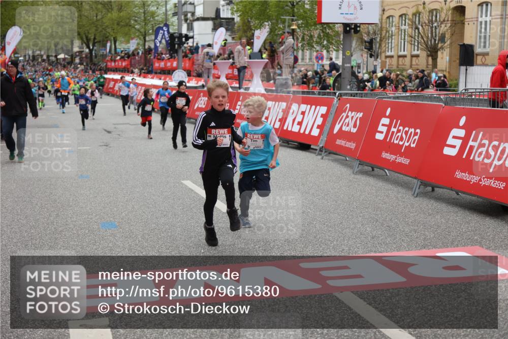 25.04.2026 - Das Zehntel Strokosch-Dieckow http://msf.ph/oto/9615380 25.04.2026 10:58:57 Ziel 5032, 5168, 5206, 5377, 5476, 5608, 5616, 5643, 5810, 6331, 6378, 6408, 6603, 6848, 6892, 6893, 6897, 7915, 7931, 7945, 8070 meine-sportfotos.de