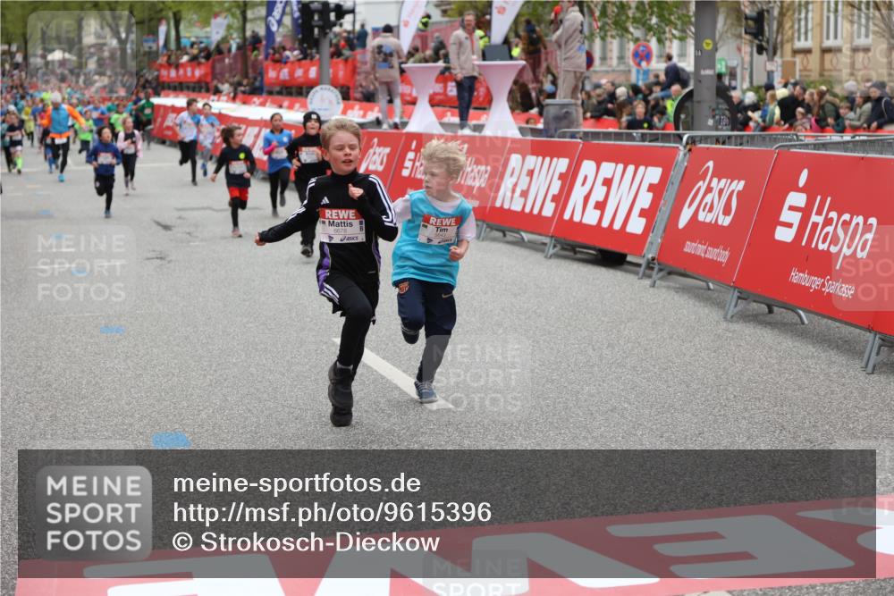 25.04.2026 - Das Zehntel Strokosch-Dieckow http://msf.ph/oto/9615396 25.04.2026 10:58:56 Ziel 5032, 5168, 5377, 5395, 5404, 5476, 5608, 5616, 5643, 5810, 5973, 6331, 6408, 6603, 6708, 6848, 6892, 6893, 6897, 7915, 7931, 7942, 7945, 8002, 8070 meine-sportfotos.de