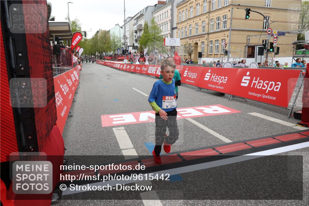 25.04.2026 - Das Zehntel Strokosch-Dieckow http://msf.ph/oto/9615442 25.04.2026 10:57:07 Ziel 5017, 5161, 5412, 5480, 5585, 5784, 5870, 5896, 6157, 6293, 6300, 6301, 6307, 6495, 6515, 6702, 6761, 6980, 7047, 7309, 7326, 7363, 7508, 7605, 7818, 7943, 8012, 8028, 8034, 8038 meine-sportfotos.de