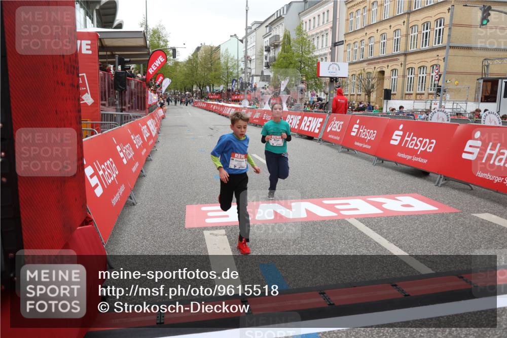 25.04.2026 - Das Zehntel Strokosch-Dieckow http://msf.ph/oto/9615518 25.04.2026 10:57:07 Ziel 5017, 5161, 5412, 5480, 5585, 5784, 5870, 5896, 6157, 6293, 6300, 6301, 6307, 6495, 6515, 6702, 6761, 6980, 7047, 7309, 7326, 7363, 7508, 7605, 7818, 7943, 8012, 8028, 8034, 8038 meine-sportfotos.de