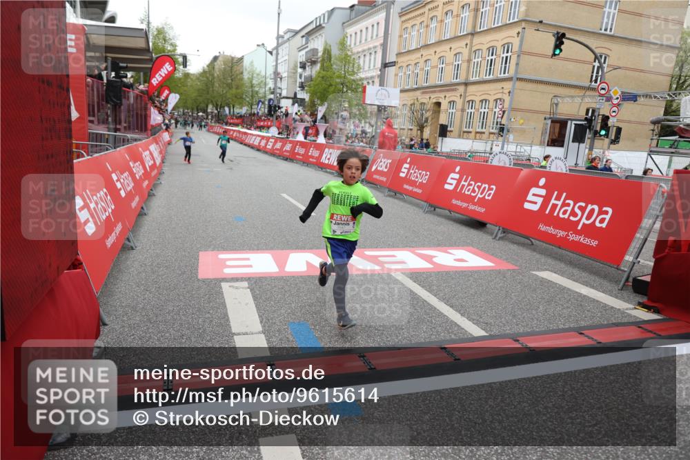25.04.2026 - Das Zehntel Strokosch-Dieckow http://msf.ph/oto/9615614 25.04.2026 10:57:03 Ziel 5156, 5161, 5412, 5480, 6293, 6301, 6307, 6475, 6735, 6761, 6842, 7047, 7053, 7226, 7309, 7326, 7363, 7389, 7508, 7842, 7878, 8012 meine-sportfotos.de
