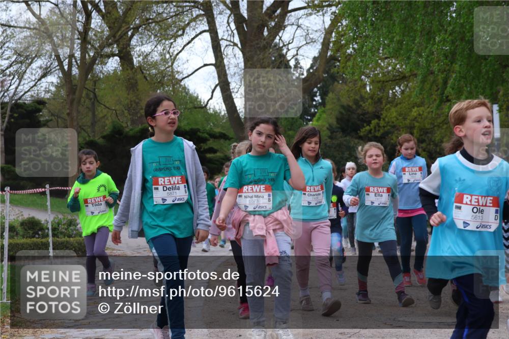25.04.2026 - Das Zehntel Zöllner http://msf.ph/oto/9615624 25.04.2026 09:48:31 Laufen 7213, 5871, 5873, 5613 meine-sportfotos.de