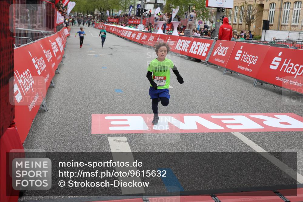 25.04.2026 - Das Zehntel Strokosch-Dieckow http://msf.ph/oto/9615632 25.04.2026 10:57:02 Ziel 5156, 5161, 5480, 6307, 6475, 6735, 6761, 6842, 7047, 7053, 7074, 7203, 7226, 7309, 7363, 7389, 7508, 7821, 7842, 7878, 8012 meine-sportfotos.de