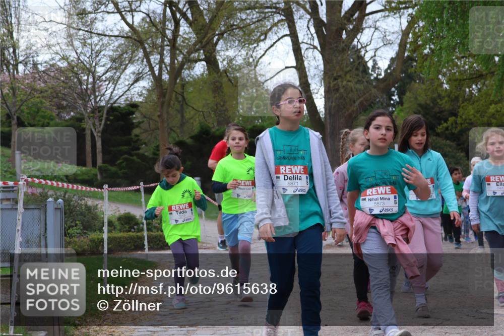 25.04.2026 - Das Zehntel Zöllner http://msf.ph/oto/9615638 25.04.2026 09:48:31 Laufen 7213, 7210, 5871, 5873, 747 meine-sportfotos.de
