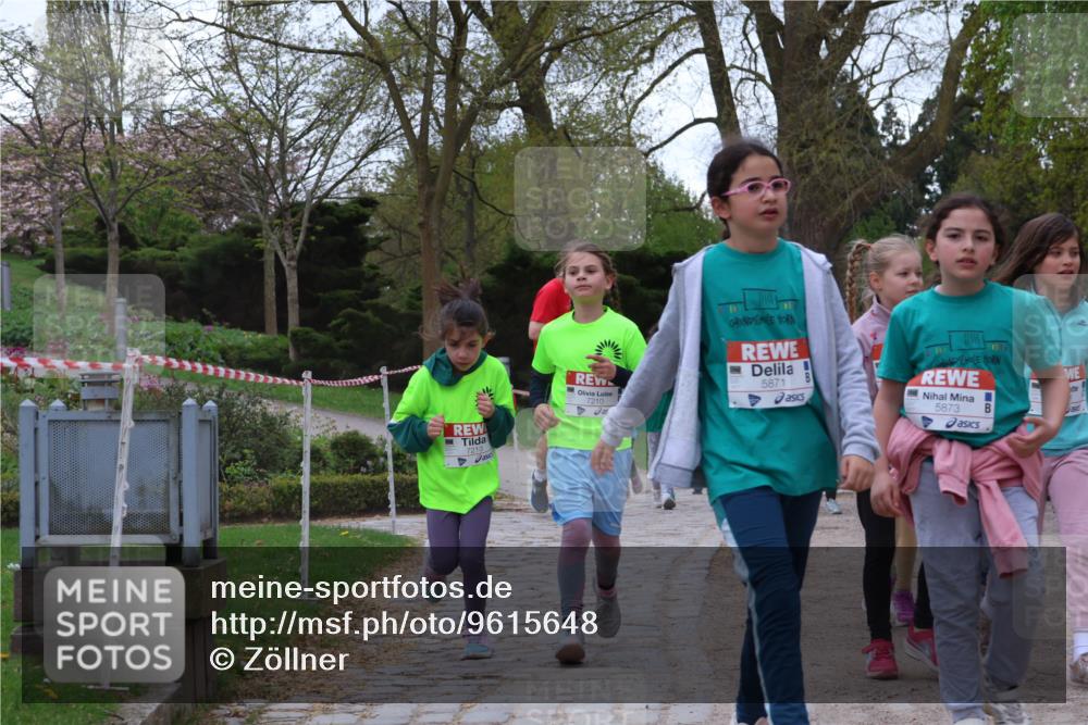 25.04.2026 - Das Zehntel Zöllner http://msf.ph/oto/9615648 25.04.2026 09:48:32 Laufen 7213, 7210, 5871, 5873 meine-sportfotos.de