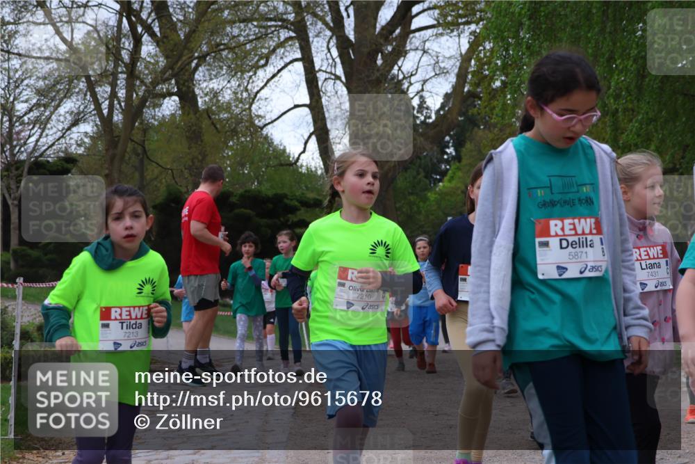 25.04.2026 - Das Zehntel Zöllner http://msf.ph/oto/9615678 25.04.2026 09:48:33 Laufen 7213, 7210, 5871, 7431 meine-sportfotos.de