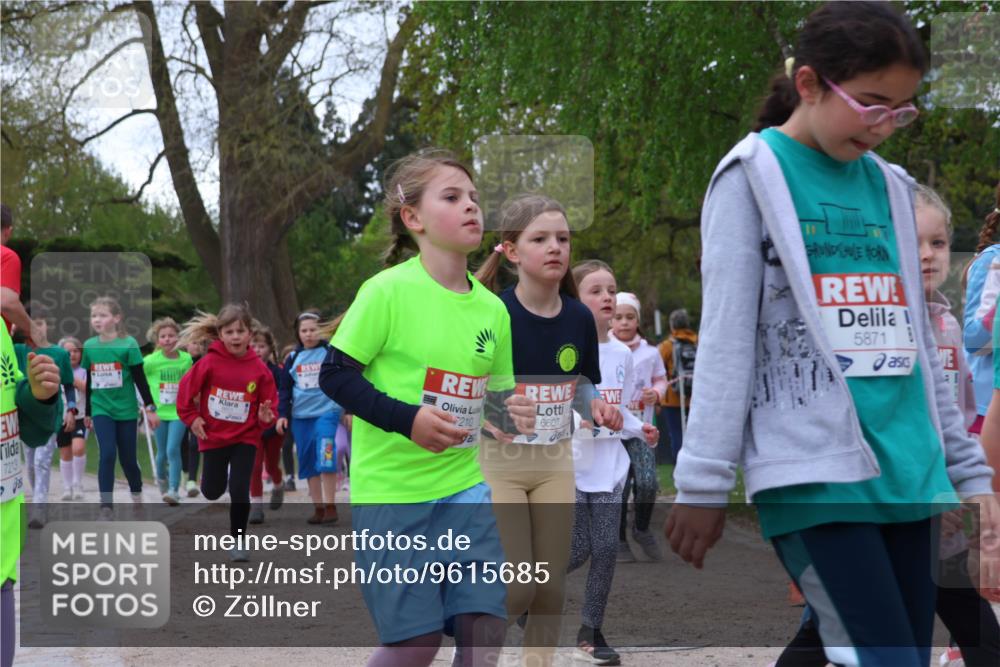 25.04.2026 - Das Zehntel Zöllner http://msf.ph/oto/9615685 25.04.2026 09:48:33 Laufen 7213, 210, 6607, 5871 meine-sportfotos.de