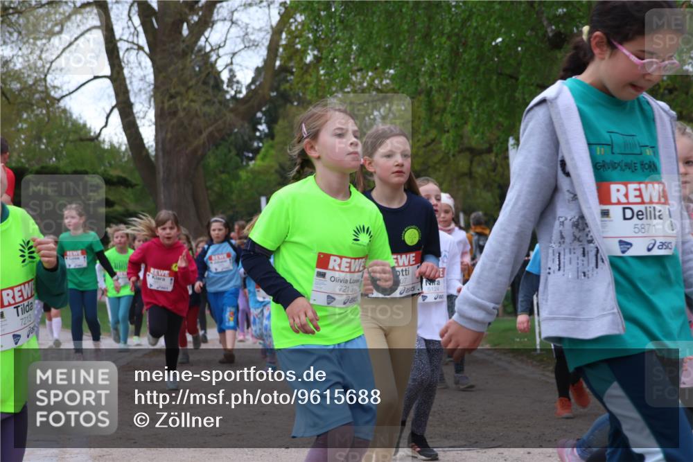 25.04.2026 - Das Zehntel Zöllner http://msf.ph/oto/9615688 25.04.2026 09:48:33 Laufen 7213, 7210, 07, 5124, 5871 meine-sportfotos.de