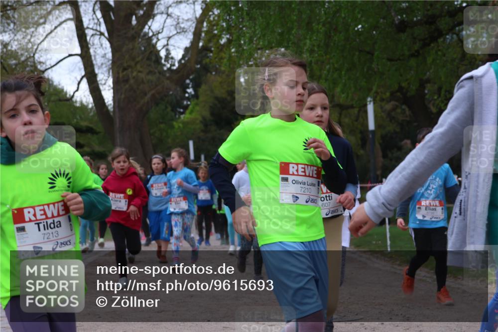 25.04.2026 - Das Zehntel Zöllner http://msf.ph/oto/9615693 25.04.2026 09:48:34 Laufen 7210, 607, 40, 6785, 7213 meine-sportfotos.de