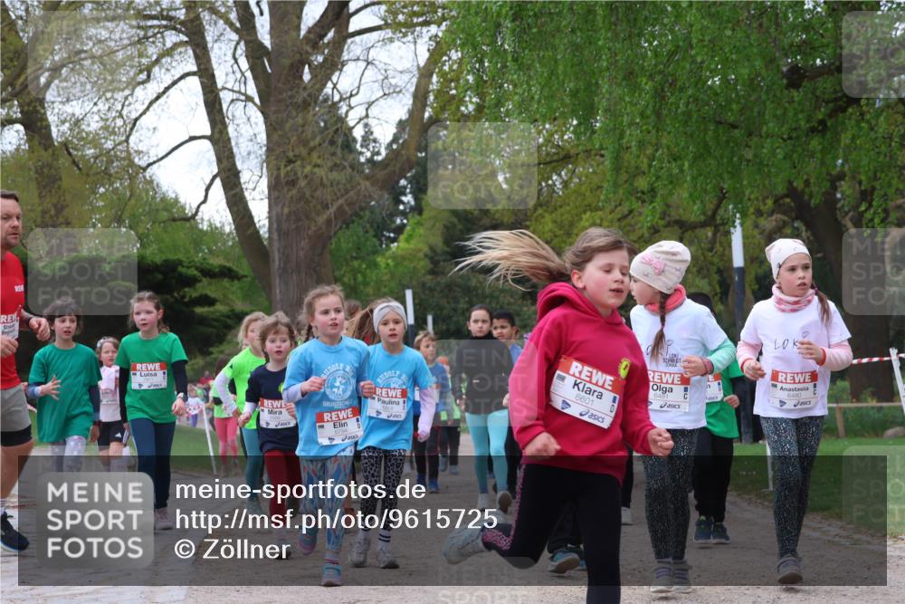 25.04.2026 - Das Zehntel Zöllner http://msf.ph/oto/9615725 25.04.2026 09:48:35 Laufen 6808, 6601, 6481, 6480 meine-sportfotos.de