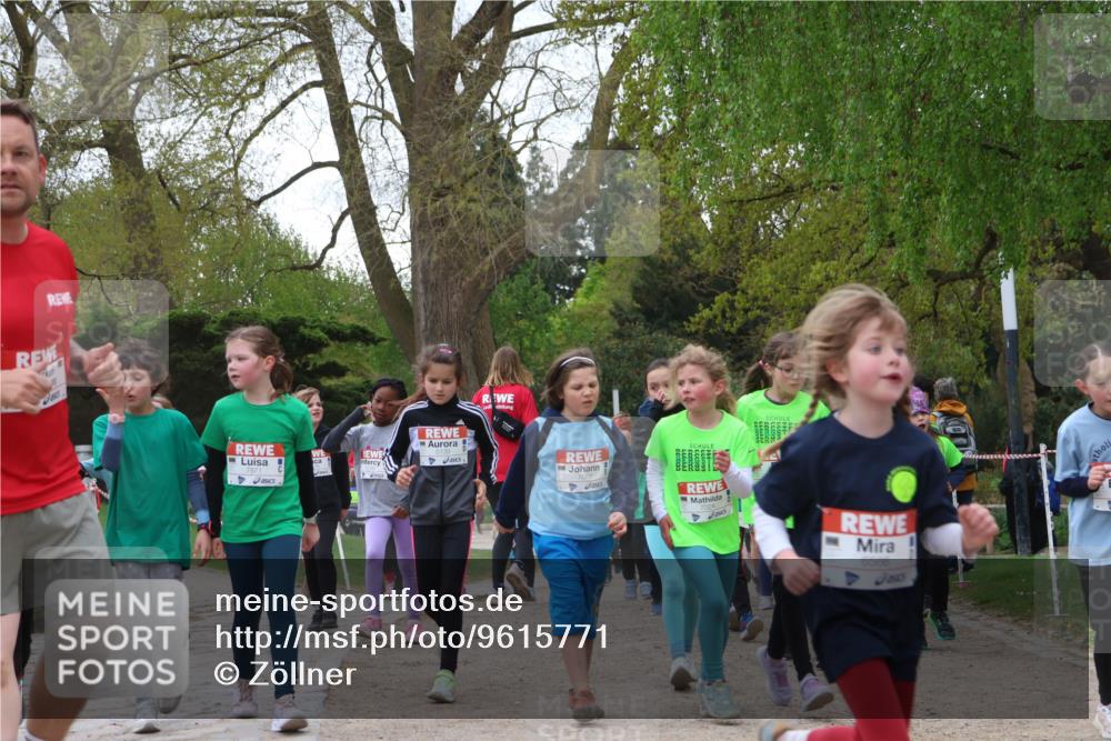 25.04.2026 - Das Zehntel Zöllner http://msf.ph/oto/9615771 25.04.2026 09:48:37 Laufen 6566 meine-sportfotos.de