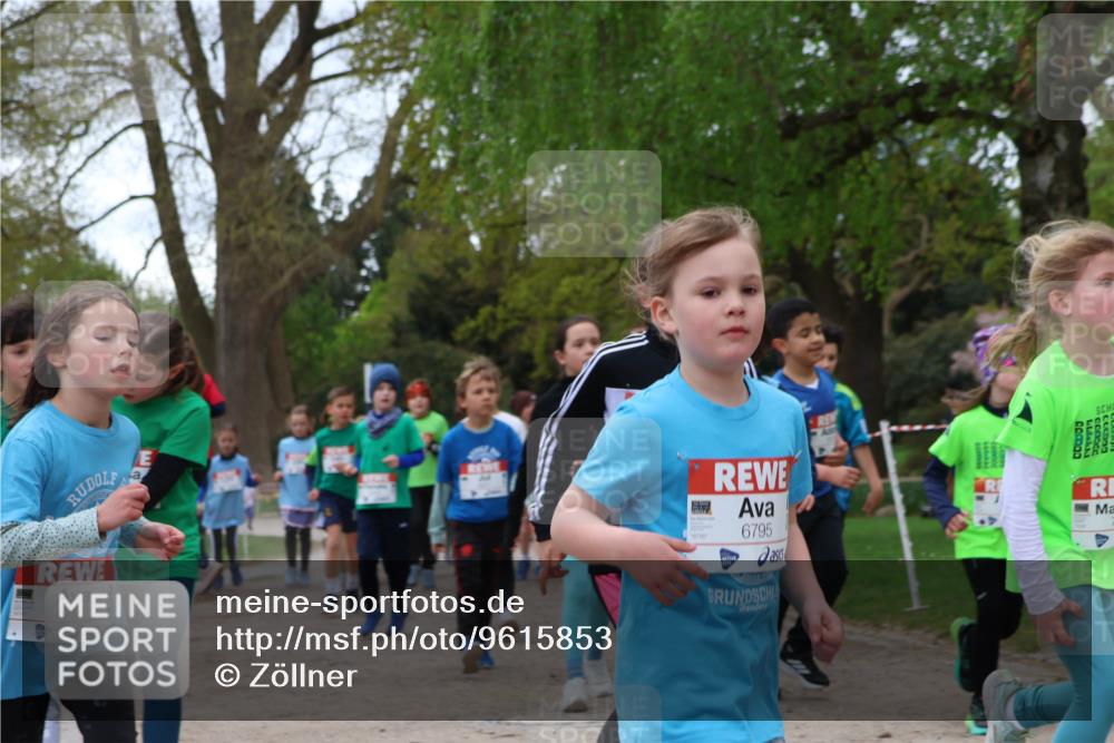 25.04.2026 - Das Zehntel Zöllner http://msf.ph/oto/9615853 25.04.2026 09:48:40 Laufen 6791, 6706, 6795 meine-sportfotos.de