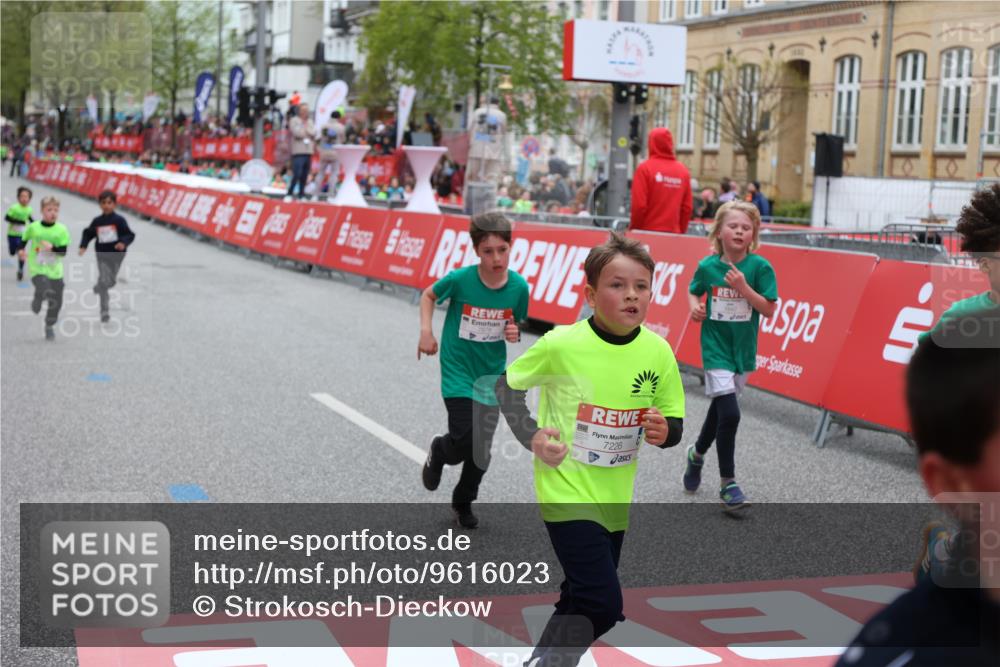 25.04.2026 - Das Zehntel Strokosch-Dieckow http://msf.ph/oto/9616023 25.04.2026 10:56:58 Ziel 5080, 5156, 5495, 5692, 5711, 6164, 6189, 6475, 6705, 6735, 6842, 6918, 7053, 7074, 7203, 7226, 7310, 7389, 7821, 7842, 7878 meine-sportfotos.de