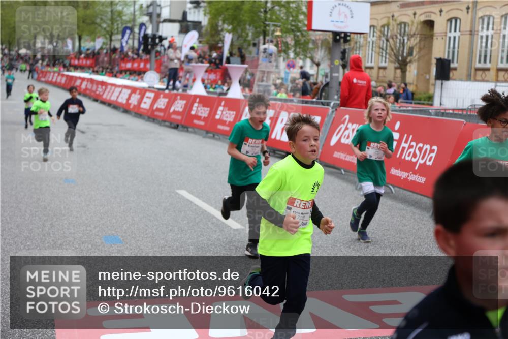 25.04.2026 - Das Zehntel Strokosch-Dieckow http://msf.ph/oto/9616042 25.04.2026 10:56:57 Ziel 5080, 5156, 5270, 5495, 5692, 5711, 6164, 6189, 6475, 6705, 6735, 6842, 6918, 6946, 7074, 7203, 7226, 7310, 7317, 7389, 7638, 7821, 7842, 7878 meine-sportfotos.de
