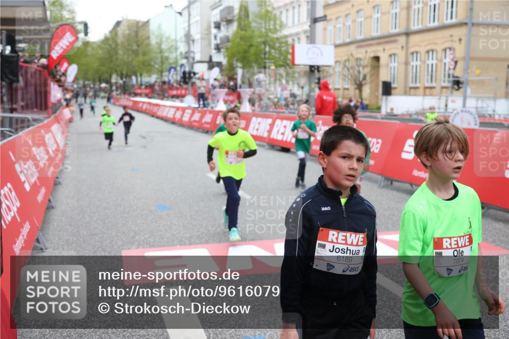 25.04.2026 - Das Zehntel Strokosch-Dieckow http://msf.ph/oto/9616079 25.04.2026 10:56:57 Ziel 5080, 5156, 5270, 5495, 5692, 5711, 6164, 6189, 6475, 6705, 6735, 6842, 6918, 6946, 7074, 7203, 7226, 7310, 7317, 7389, 7638, 7821, 7842, 7878 meine-sportfotos.de