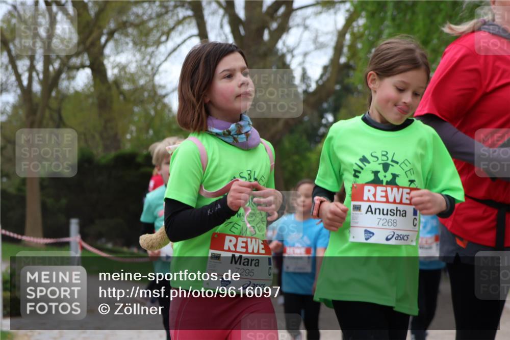 25.04.2026 - Das Zehntel Zöllner http://msf.ph/oto/9616097 25.04.2026 09:48:49 Laufen 7295, 7268 meine-sportfotos.de
