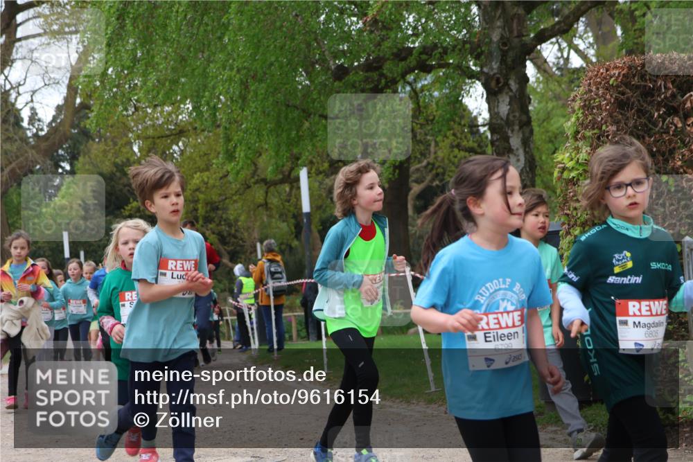 25.04.2026 - Das Zehntel Zöllner http://msf.ph/oto/9616154 25.04.2026 09:48:52 Laufen 6799, 6805 meine-sportfotos.de