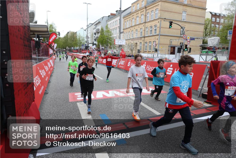 25.04.2026 - Das Zehntel Strokosch-Dieckow http://msf.ph/oto/9616403 25.04.2026 10:56:55 Ziel 5080, 5270, 5319, 5322, 5495, 5692, 5711, 6164, 6189, 6224, 6705, 6842, 6875, 6918, 6939, 6946, 7074, 7203, 7250, 7310, 7317, 7389, 7638, 7821, 8066 meine-sportfotos.de