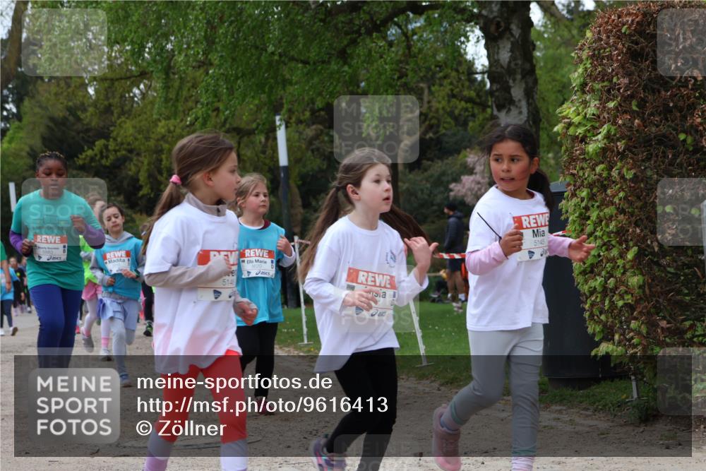 25.04.2026 - Das Zehntel Zöllner http://msf.ph/oto/9616413 25.04.2026 09:49:04 Laufen 5883, 514, 2515, 5145 meine-sportfotos.de