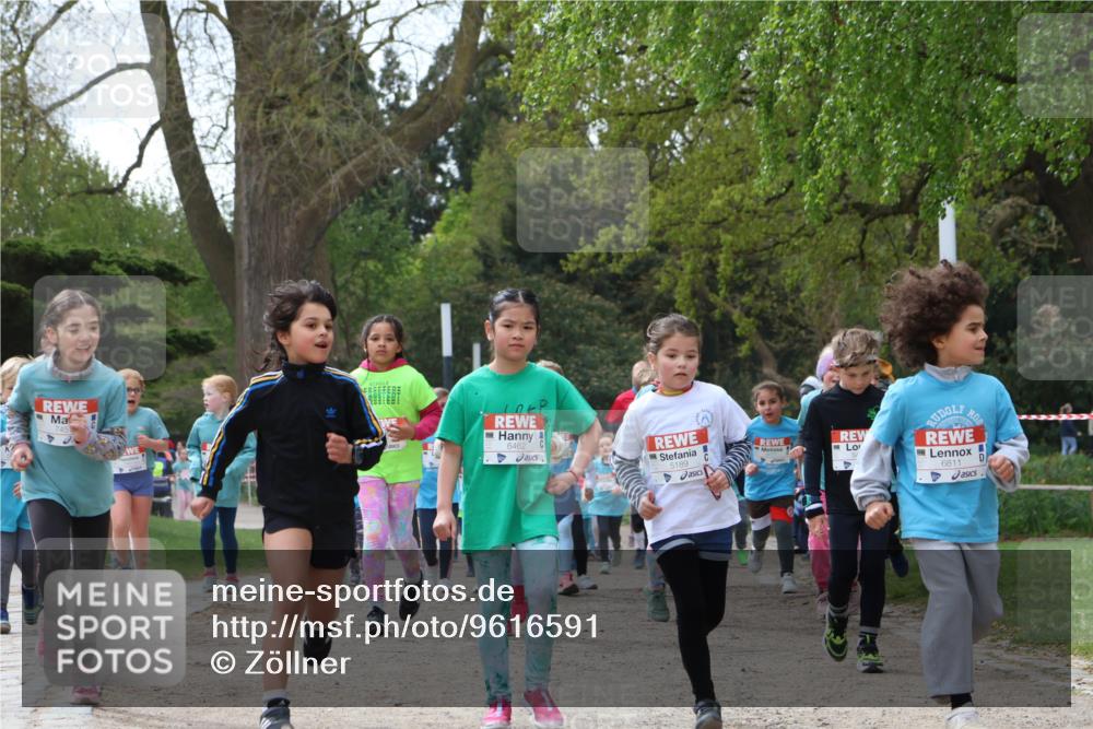 25.04.2026 - Das Zehntel Zöllner http://msf.ph/oto/9616591 25.04.2026 09:49:11 Laufen 6462, 5189, 6811 meine-sportfotos.de