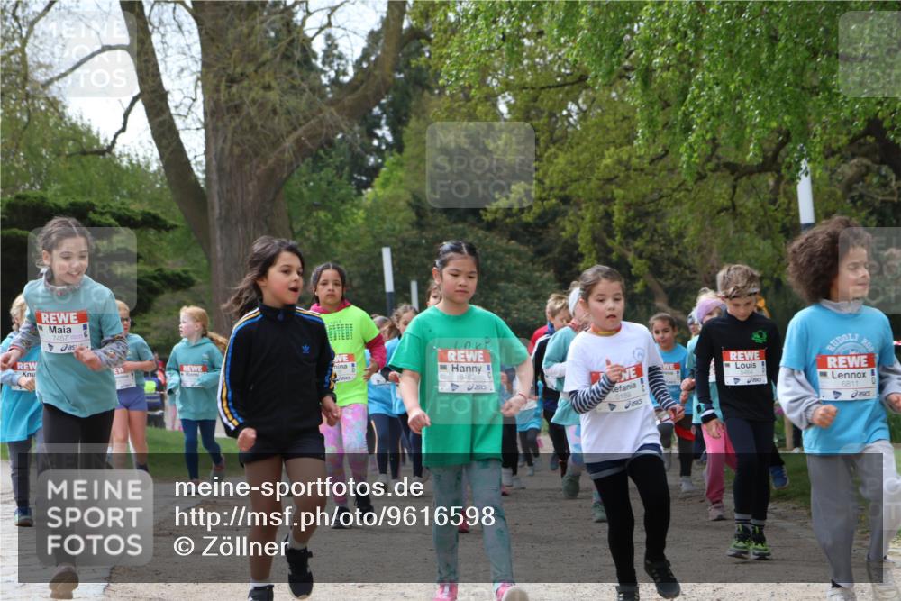 25.04.2026 - Das Zehntel Zöllner http://msf.ph/oto/9616598 25.04.2026 09:49:11 Laufen 7457, 6462, 5189, 6811 meine-sportfotos.de