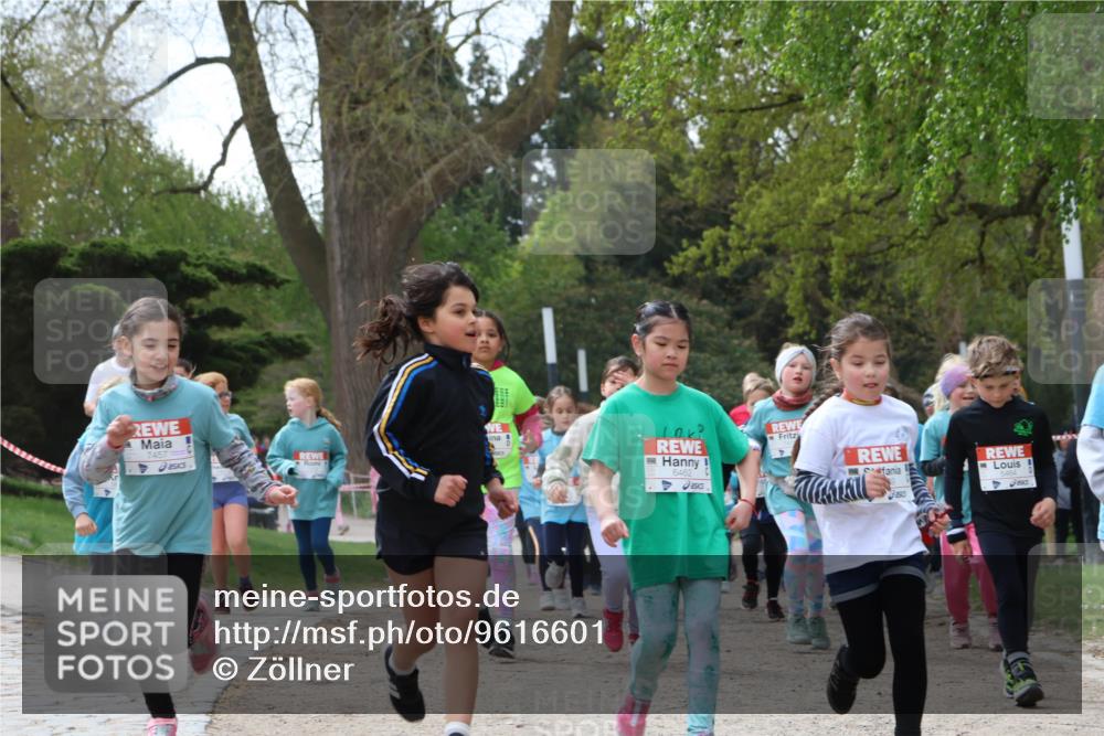 25.04.2026 - Das Zehntel Zöllner http://msf.ph/oto/9616601 25.04.2026 09:49:11 Laufen 7457, 6462 meine-sportfotos.de
