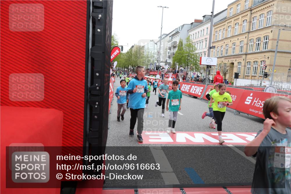 25.04.2026 - Das Zehntel Strokosch-Dieckow http://msf.ph/oto/9616663 25.04.2026 10:56:50 Ziel 5270, 5319, 5322, 5342, 5507, 5644, 5646, 5692, 5872, 6031, 6224, 6429, 6713, 6875, 6939, 6946, 6989, 7005, 7131, 7250, 7266, 7310, 7317, 7319, 7468, 7592, 7638, 8066 meine-sportfotos.de