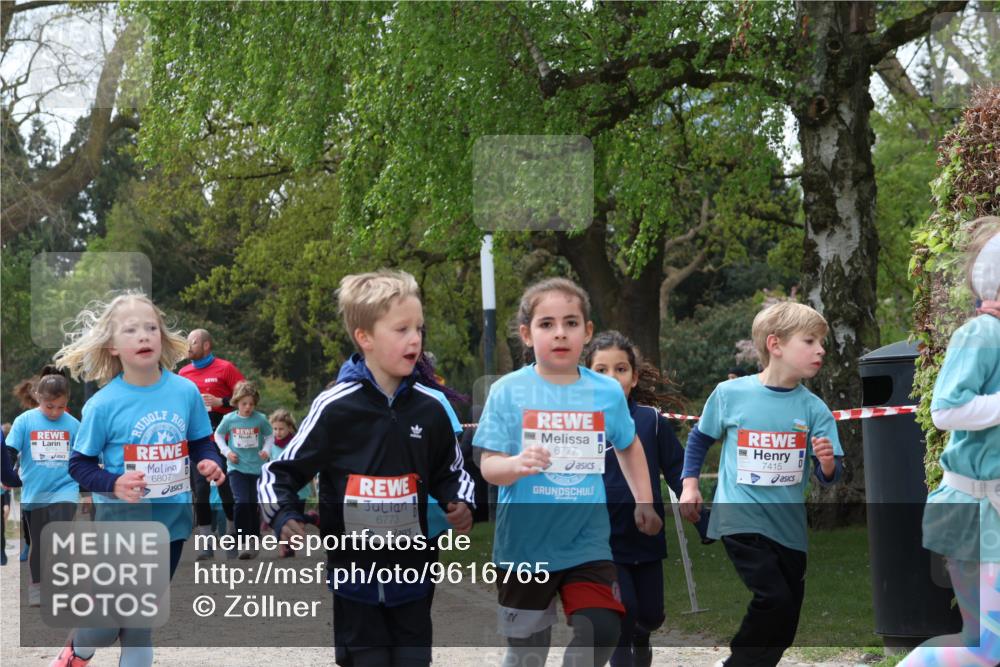 25.04.2026 - Das Zehntel Zöllner http://msf.ph/oto/9616765 25.04.2026 09:49:16 Laufen 6807, 6773, 6777, 7415 meine-sportfotos.de