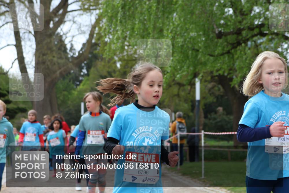 25.04.2026 - Das Zehntel Zöllner http://msf.ph/oto/9616810 25.04.2026 09:49:18 Laufen 20, 6790, 6796, 6807 meine-sportfotos.de