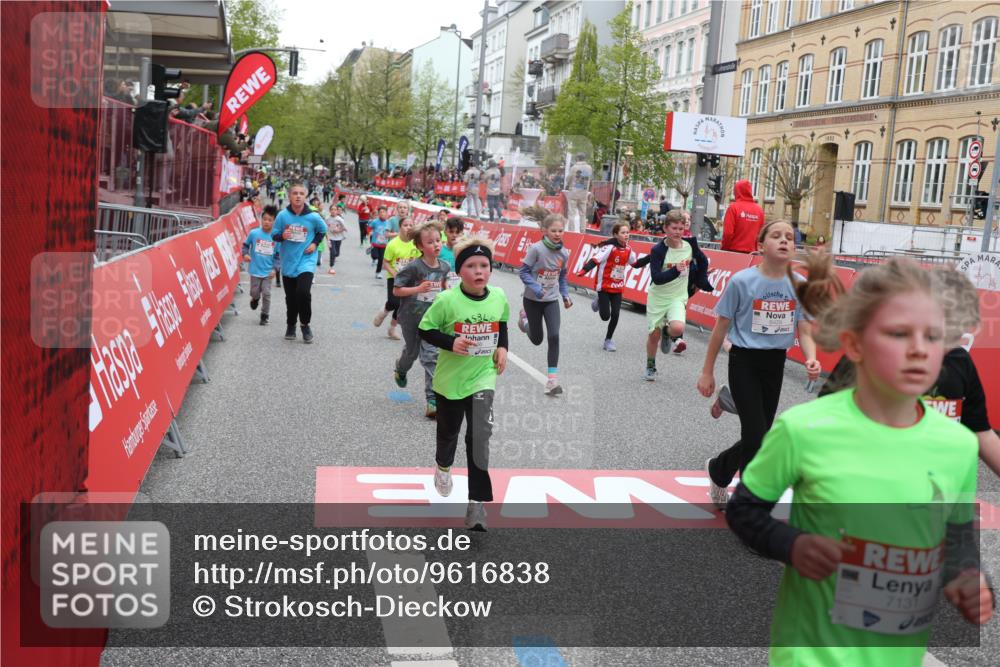 25.04.2026 - Das Zehntel Strokosch-Dieckow http://msf.ph/oto/9616838 25.04.2026 10:56:48 Ziel 5257, 5319, 5322, 5342, 5507, 5511, 5644, 5646, 5747, 5872, 6011, 6013, 6031, 6224, 6385, 6429, 6713, 6875, 6939, 6989, 7005, 7131, 7250, 7266, 7319, 7468, 7592, 8066 meine-sportfotos.de