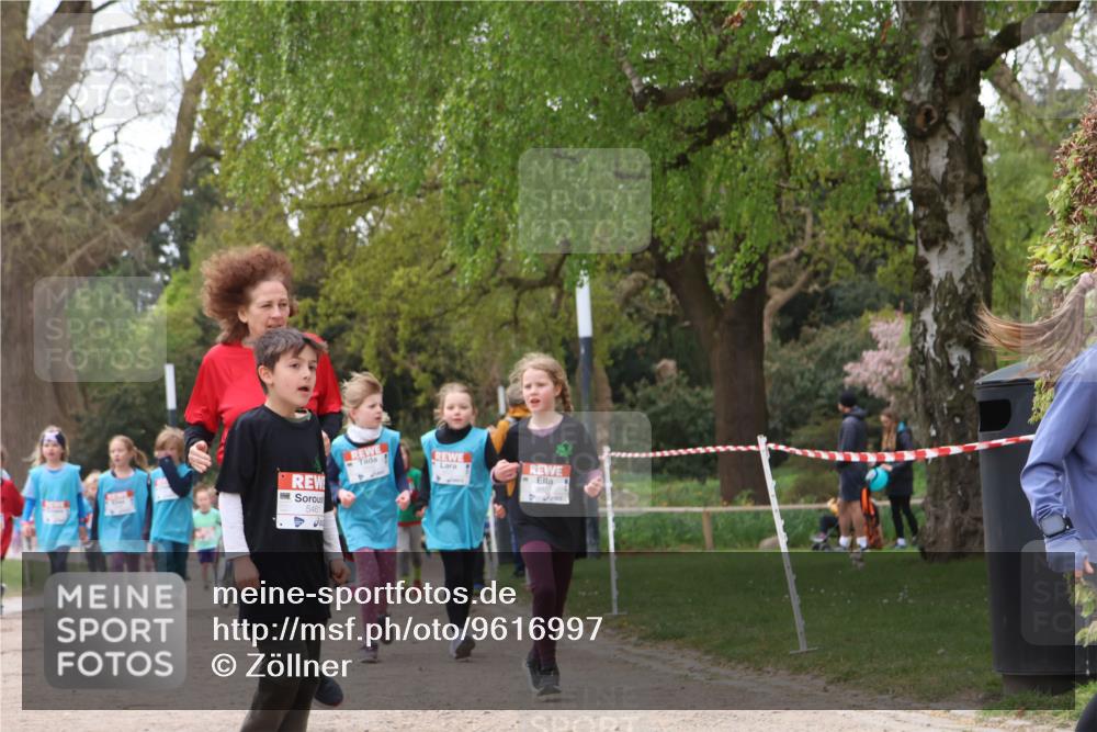 25.04.2026 - Das Zehntel Zöllner http://msf.ph/oto/9616997 25.04.2026 09:49:27 Laufen 5461 meine-sportfotos.de