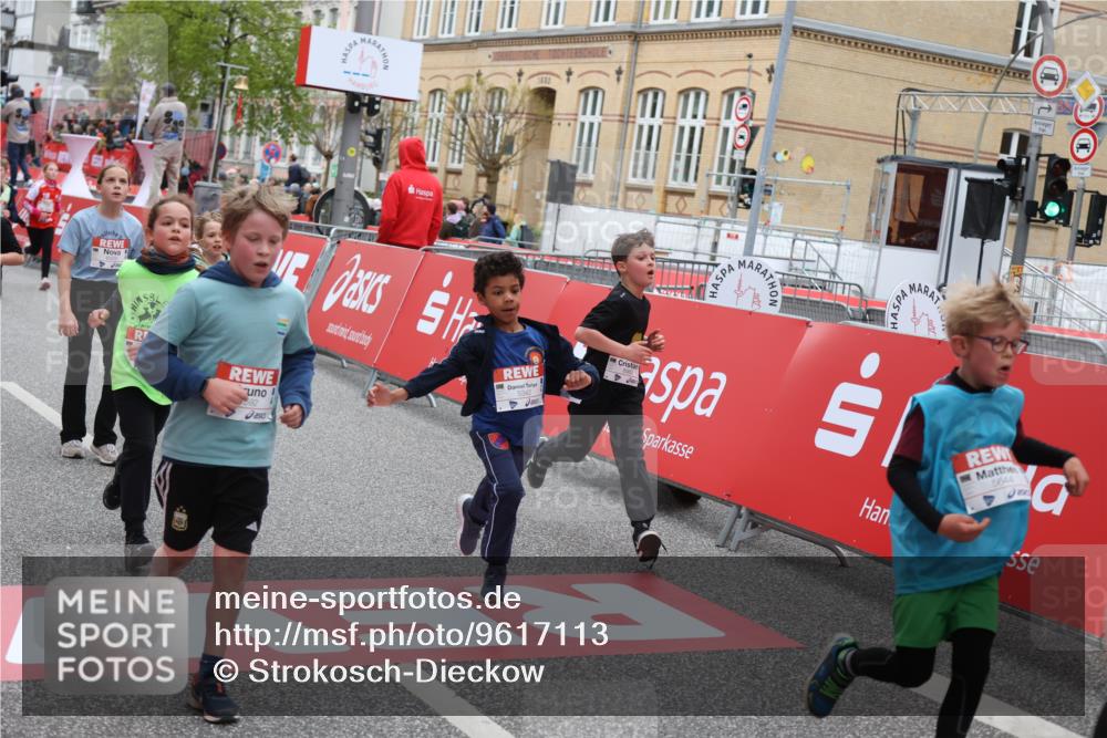 25.04.2026 - Das Zehntel Strokosch-Dieckow http://msf.ph/oto/9617113 25.04.2026 10:56:45 Ziel 5039, 5257, 5325, 5326, 5342, 5507, 5511, 5513, 5644, 5646, 5747, 5872, 6011, 6013, 6031, 6385, 6429, 6989, 7005, 7131, 7319, 7368, 7369, 7592, 7712, 7803, 7827, 8007 meine-sportfotos.de