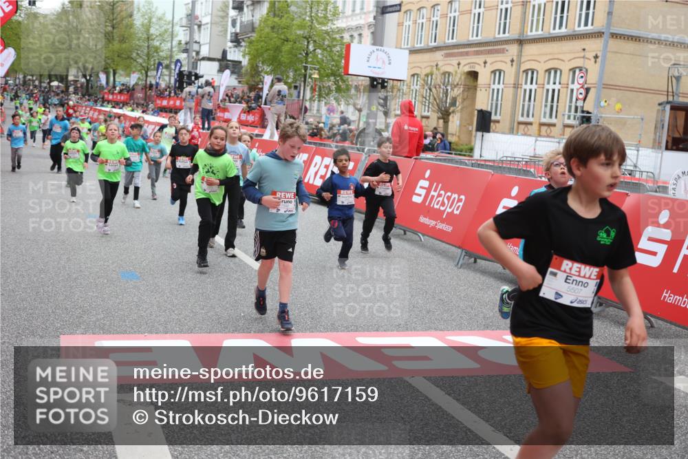 25.04.2026 - Das Zehntel Strokosch-Dieckow http://msf.ph/oto/9617159 25.04.2026 10:56:44 Ziel 5039, 5257, 5325, 5326, 5342, 5507, 5511, 5513, 5644, 5646, 5747, 6011, 6013, 6074, 6385, 6412, 6429, 6663, 6989, 7267, 7319, 7368, 7369, 7592, 7712, 7803, 7827, 8007 meine-sportfotos.de