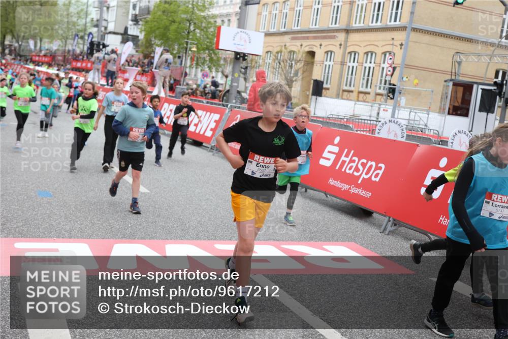 25.04.2026 - Das Zehntel Strokosch-Dieckow http://msf.ph/oto/9617212 25.04.2026 10:56:44 Ziel 5039, 5257, 5325, 5326, 5342, 5507, 5511, 5513, 5644, 5646, 5747, 6011, 6013, 6074, 6385, 6412, 6429, 6663, 6989, 7267, 7319, 7368, 7369, 7592, 7712, 7803, 7827, 8007 meine-sportfotos.de